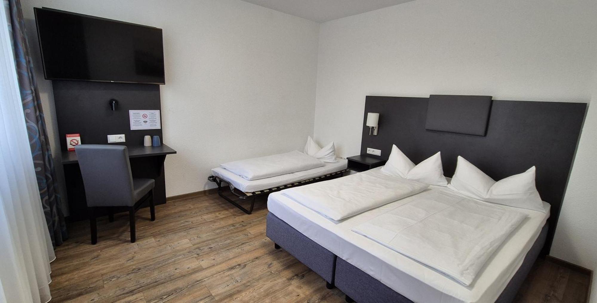 Melvi Hotel Göppingen Extérieur photo