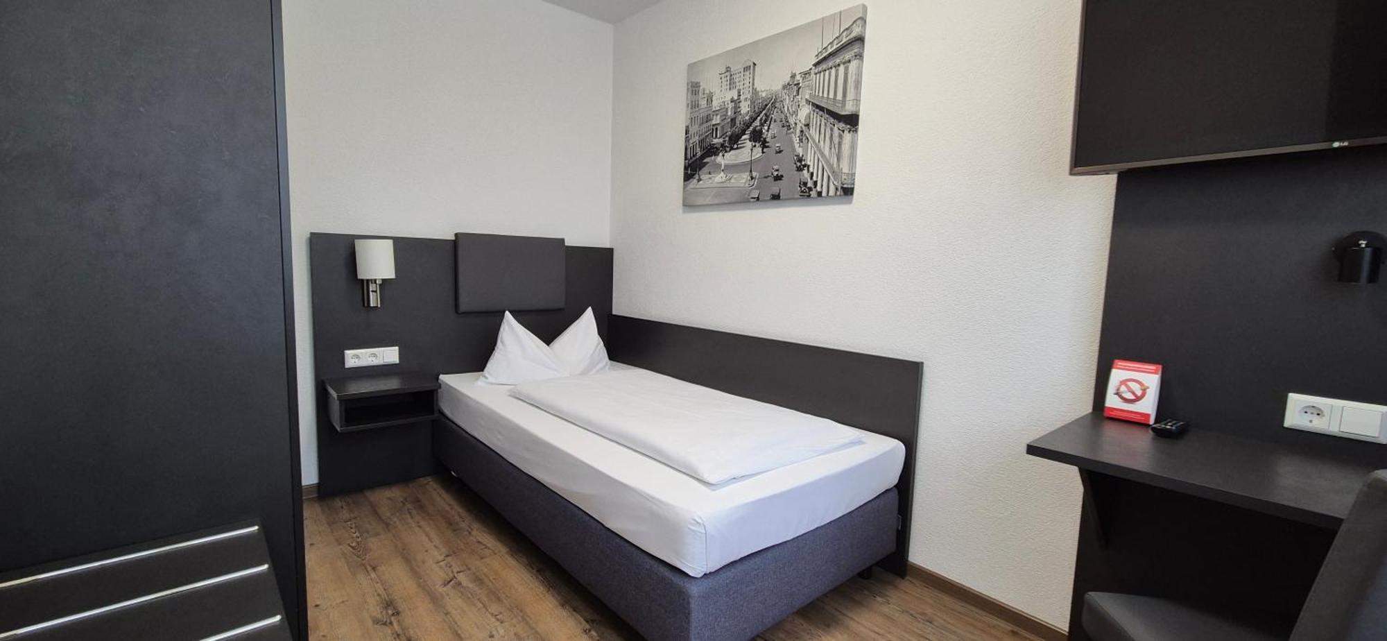 Melvi Hotel Göppingen Extérieur photo