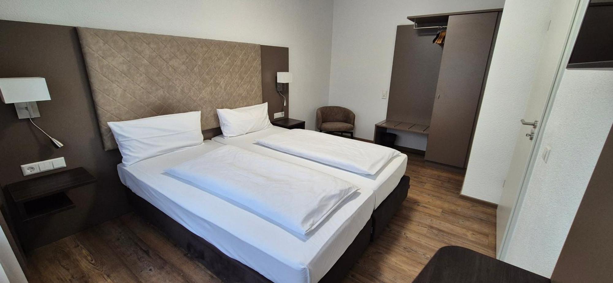 Melvi Hotel Göppingen Extérieur photo